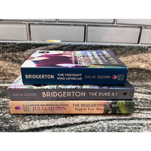 Bridgerton Book Set by Julia Quinn - Lot of 3 - Picture 4 of 6